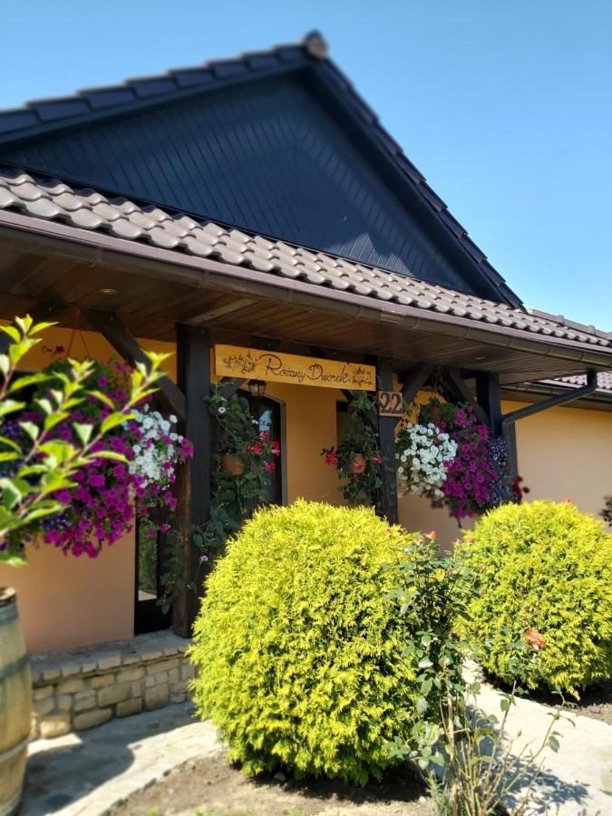 Rozany Dworek Homestay